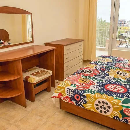 Апартаменти Prestige 1bd With Pool Near To Cacao By Flаt Manаger Сонячний Берег